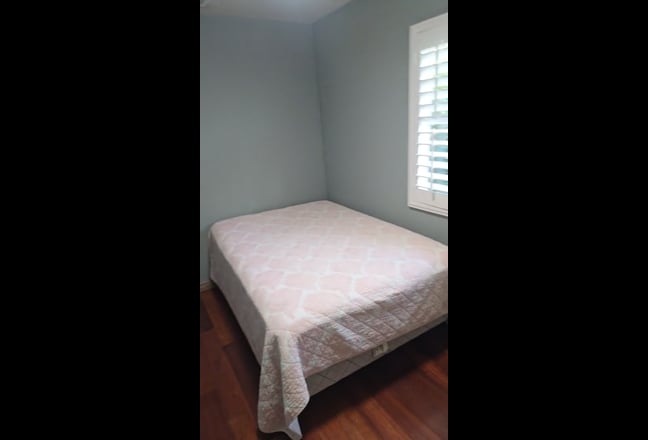 Room for rent Main Photo