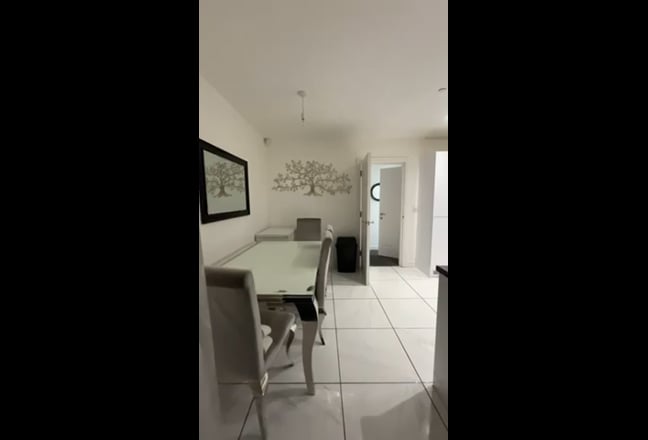 Spacious 2 rooms in the Heart of Manchester  Main Photo