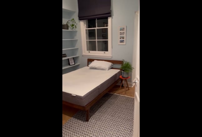 Double room with adjoining office and terrace  Main Photo