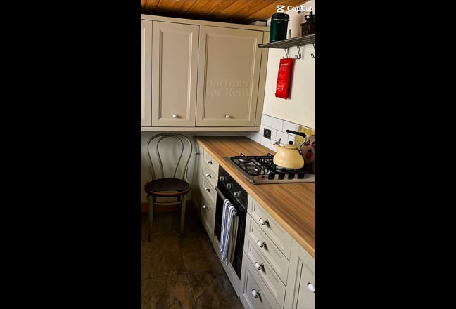 Central by Sea -  Cosy Convenience for 2026 Main Photo