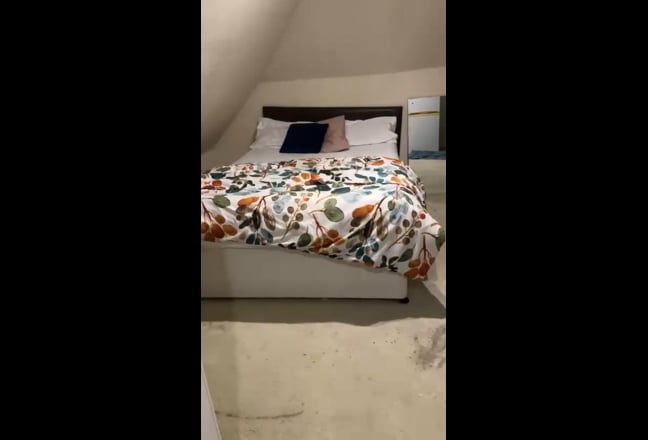 MUSLIM Househld LU2:Large Loft Rm + Inc Bills & BB Main Photo