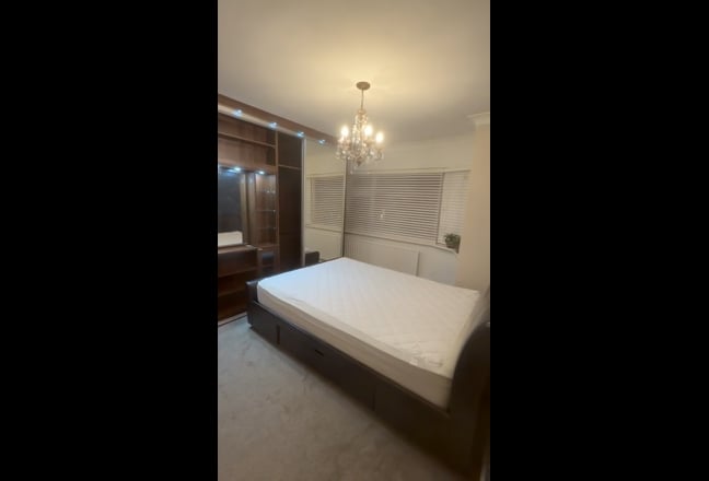 Single and double rooms available  Main Photo