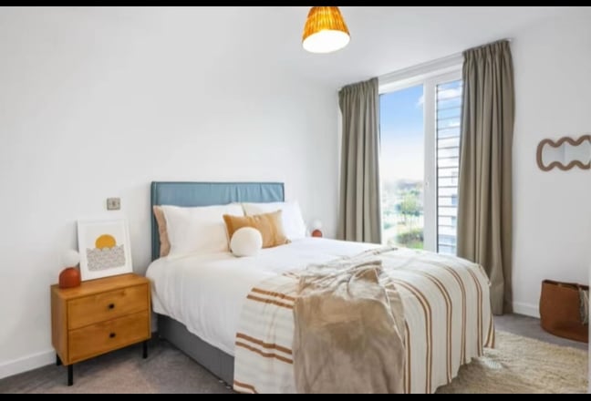 Modern 2-Bedroom, 2-Bathroom Furnished Apartment Main Photo