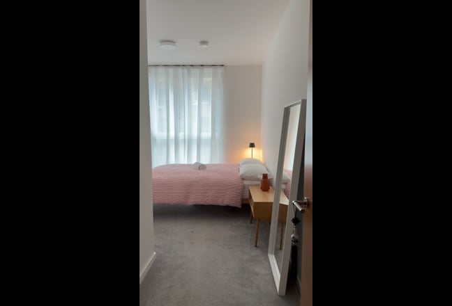 Modern Double | Female Household Main Photo