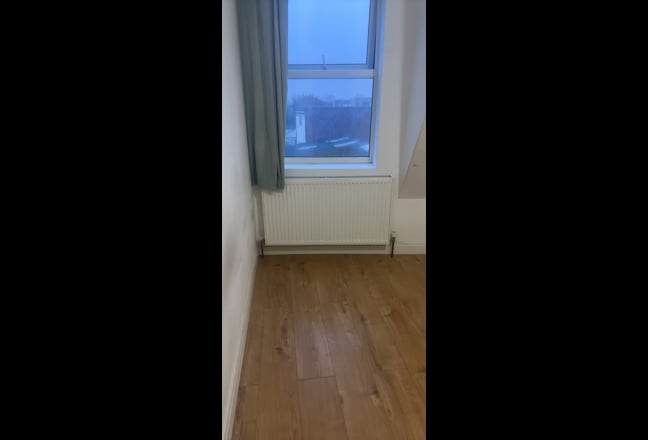 Double room to rent Main Photo