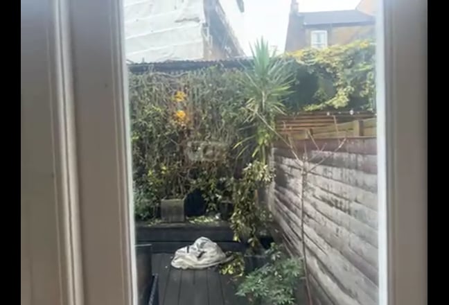 Double room, Good location, Victorian house Main Photo