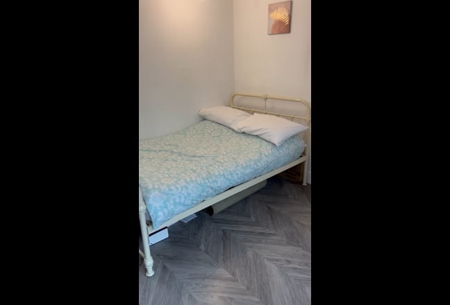 Double room in SW16 Zn 3 Main Photo