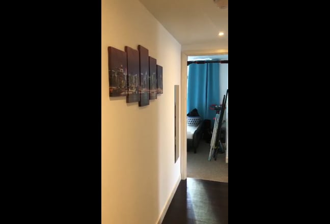 Stunning Double Room in Heart of Canary Wharf  Main Photo