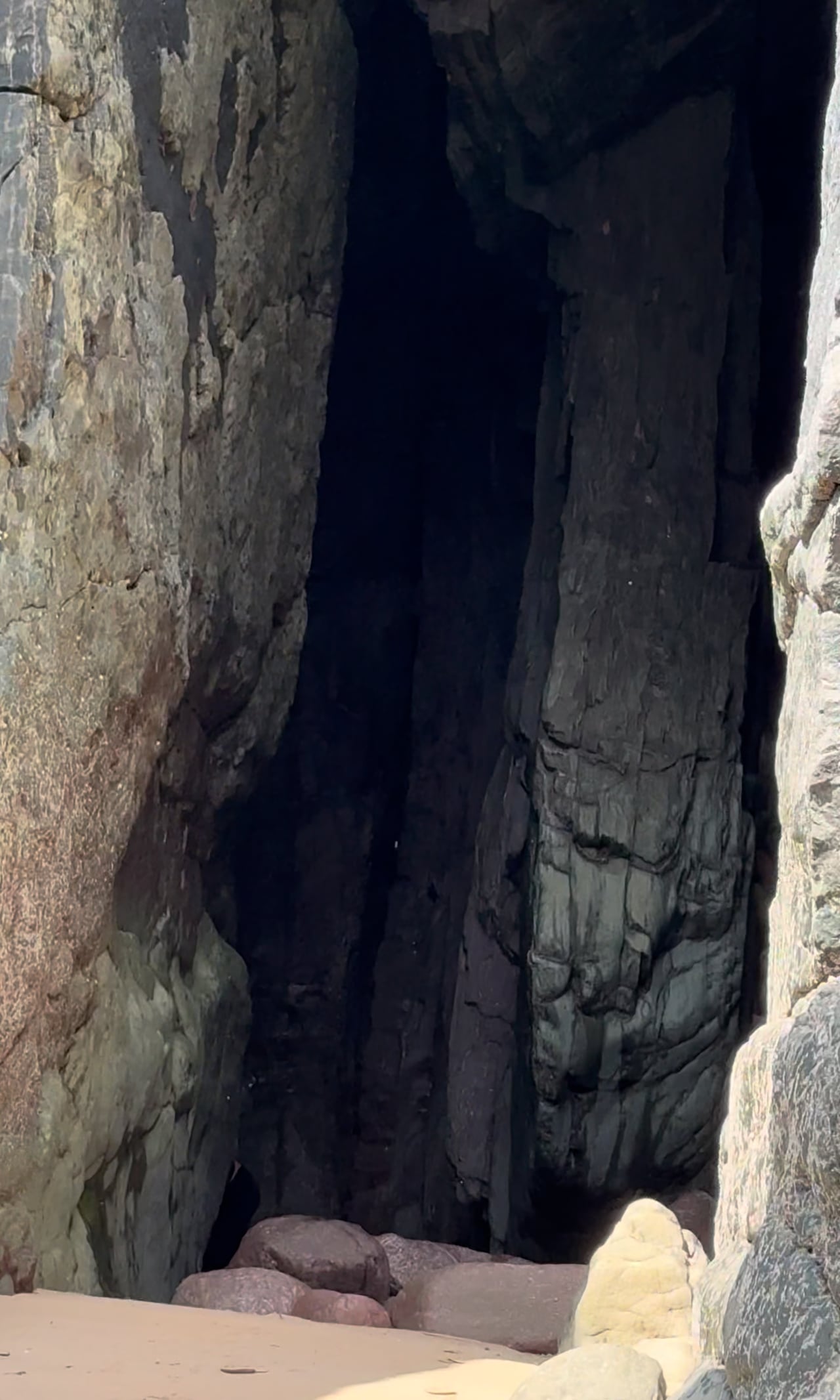 Preview of the original recording from Freshwater East Beach, Wales, July 26, 2025 · Additional view.