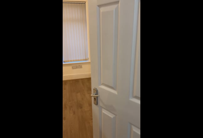 Professional 4-Bed HMO – Pre-Letting for March Main Photo