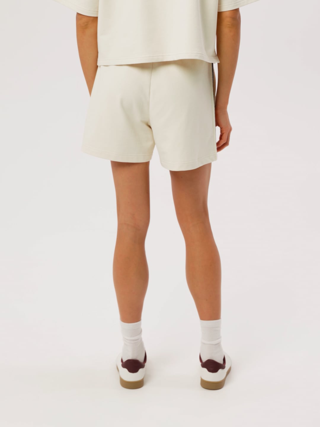 מכנסיים קצרים עם פס קרושה פרנץ’ טרי