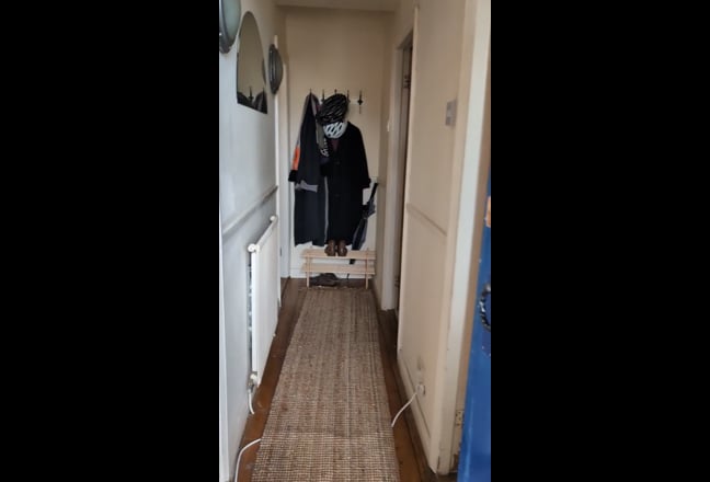  Double Room in E1 Main Photo