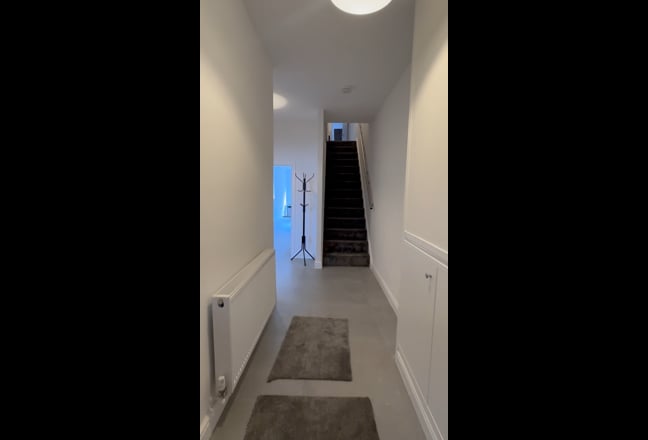 Rooms in Luxury property, Heaton Moor. Main Photo