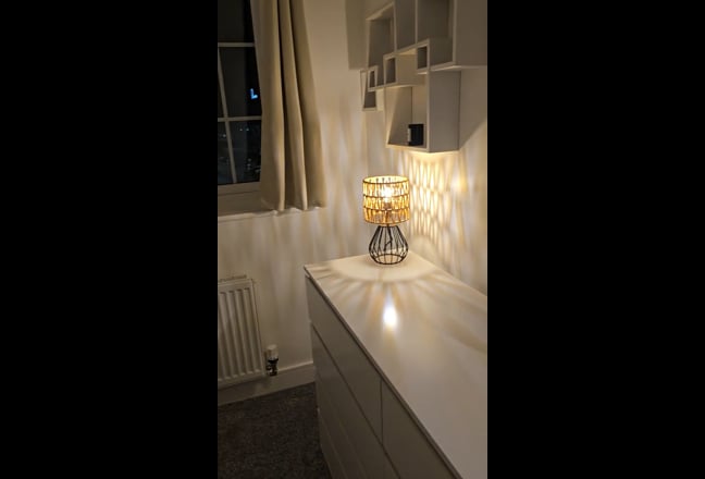 Single Room - No Deposit Required Main Photo