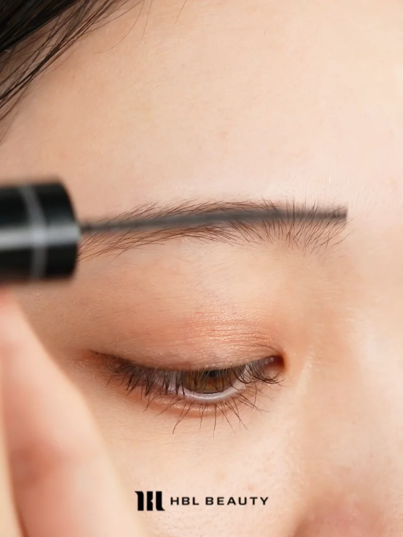 HBL BEAUTY】アイブロウ スタイリングマスカラ＜全2色＞ ｜アイブロウ