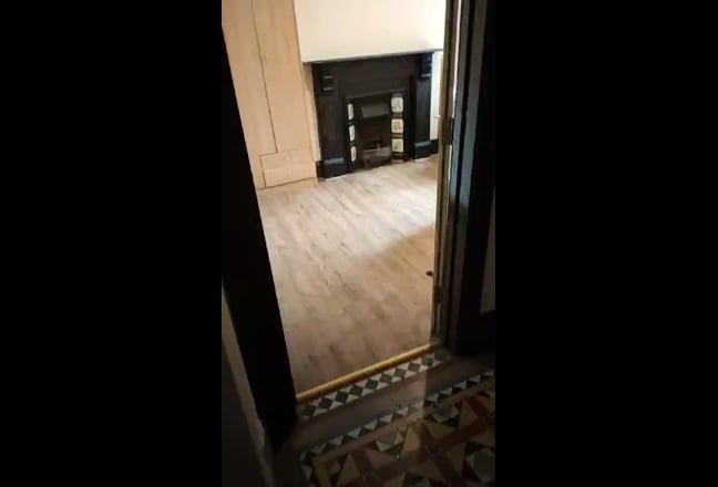 One room Available from the end of January  Main Photo