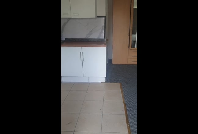 Large studio available Main Photo