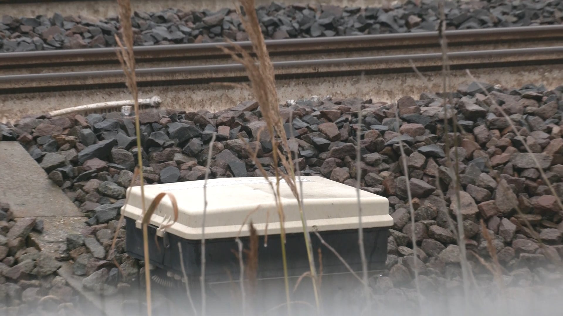 Sabotaggio Bologna, si cercano tracce biologiche per risalire agli autori