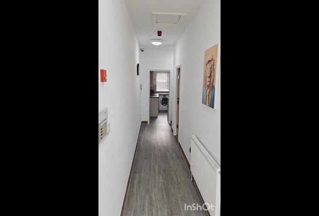 ⭐️ Large Double Rooms Available! No Deposit! 💯😍 Main Photo