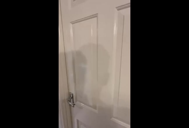 Double Room Available in Spacious 3-Bed Flat Main Photo