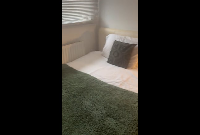 Single room to rent in lovely village Main Photo