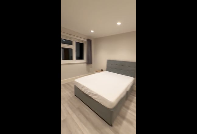 Large ground floor room in house share Hoddesdon  Main Photo