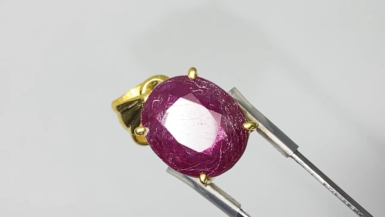 動画】【1点もの】宝石質ルビーAAA- ファセットカットペンダントトップ