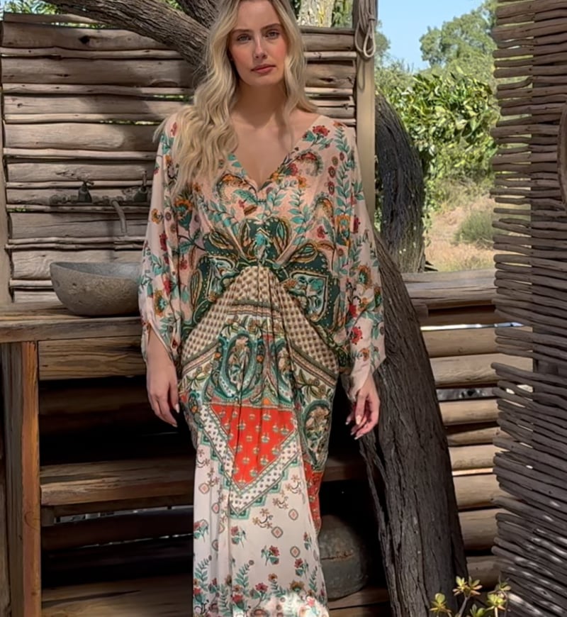 Vidéo: Caftan Long Jordana