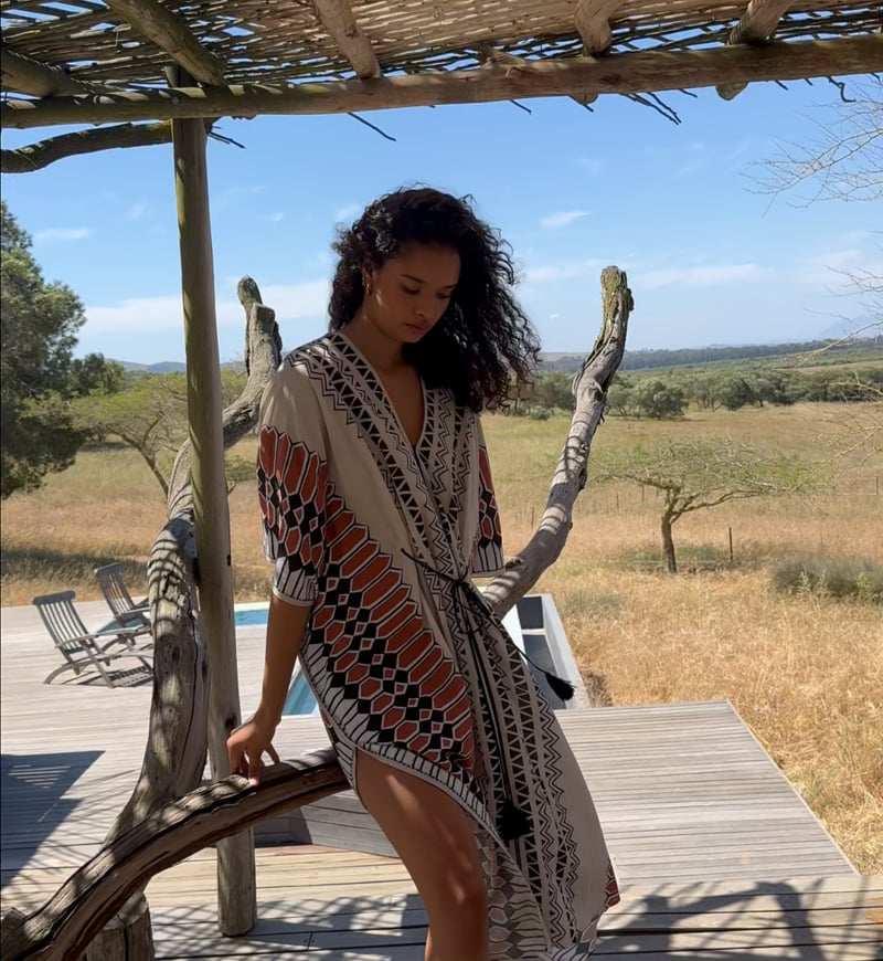 Vidéo: Caftan Long Abel