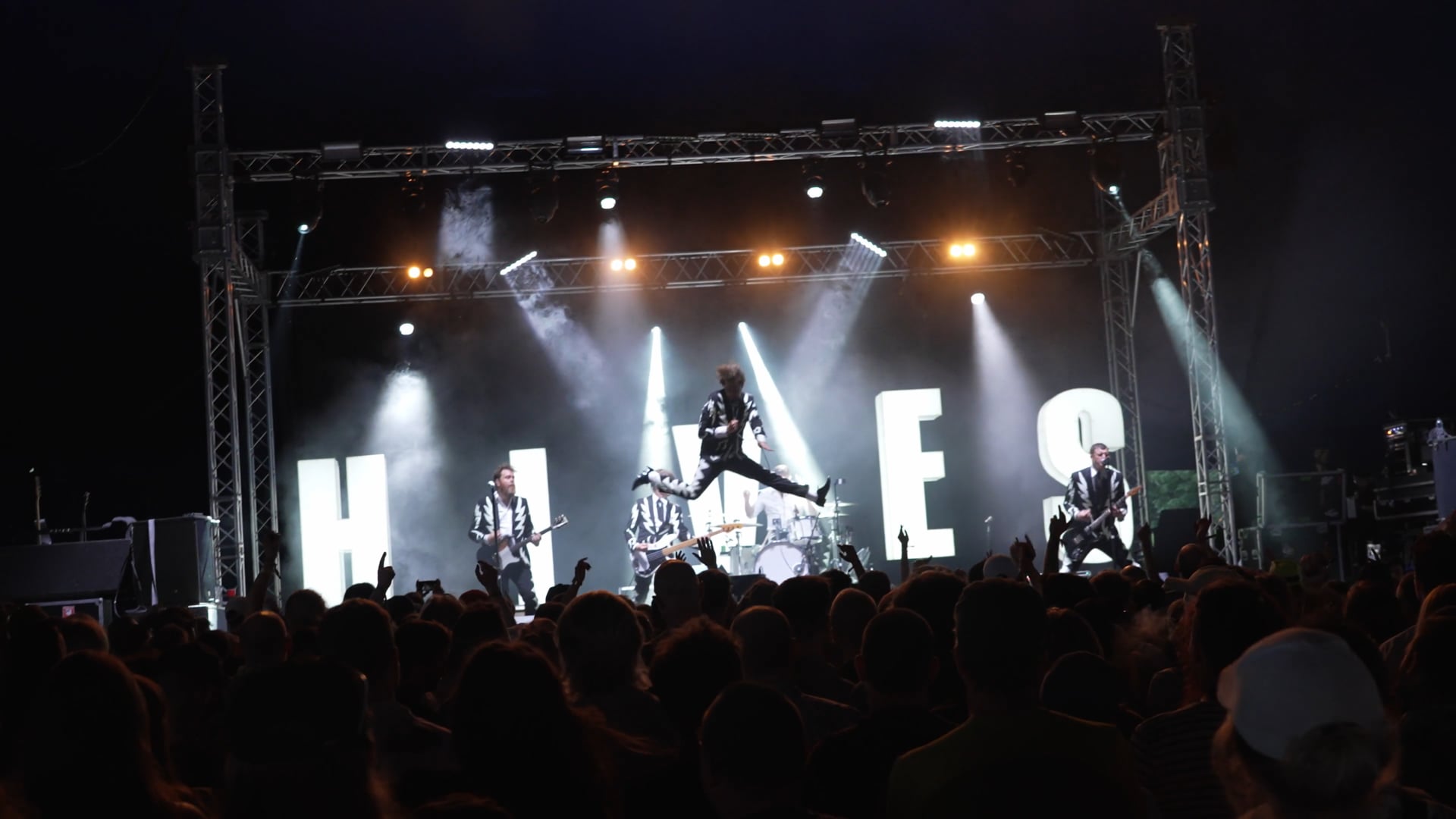 LIVE AT LEEDS IN THE PARK 2023