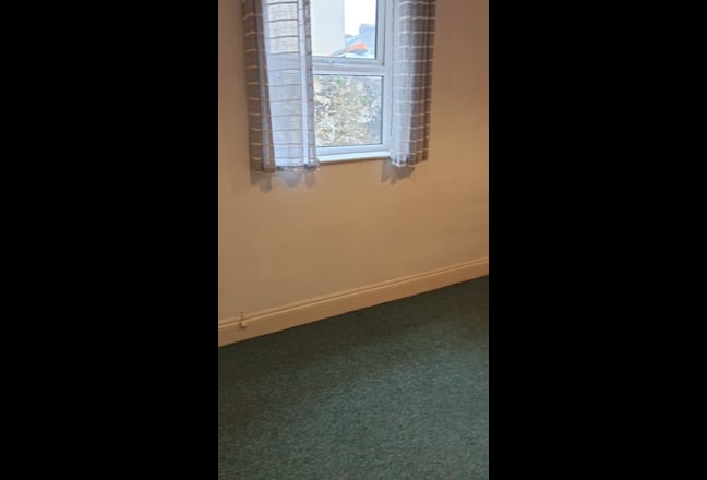 Studio Flat (Central Plymouth) Main Photo