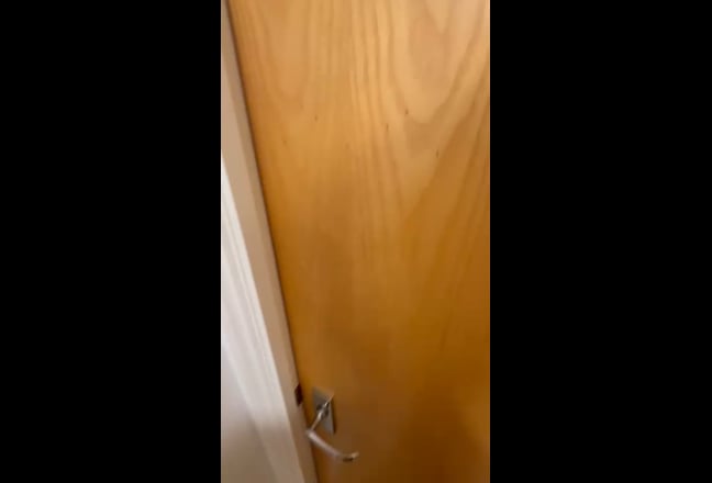 Spacious Double Room | 15 Mins- Town Uni Station  Main Photo