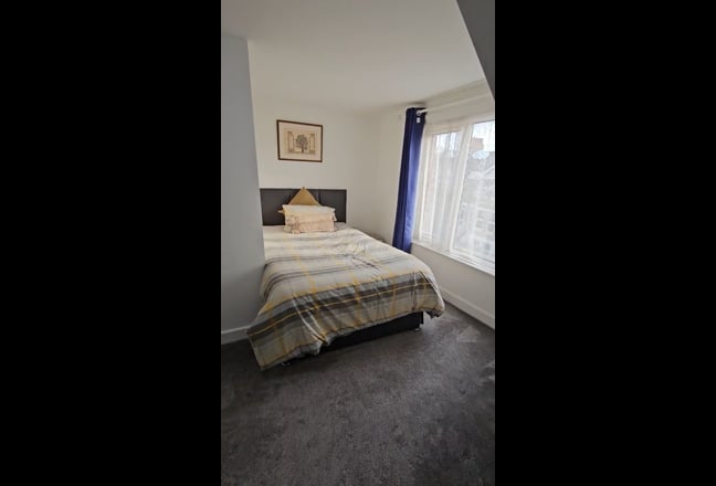 Double Ensuite Room in a Shared House Main Photo