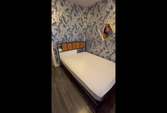 Two rooms available  Main Photo