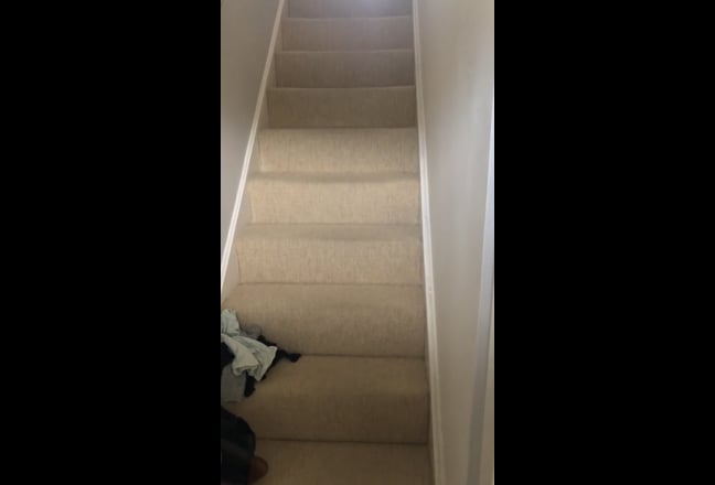 Small double room Brampton Main Photo