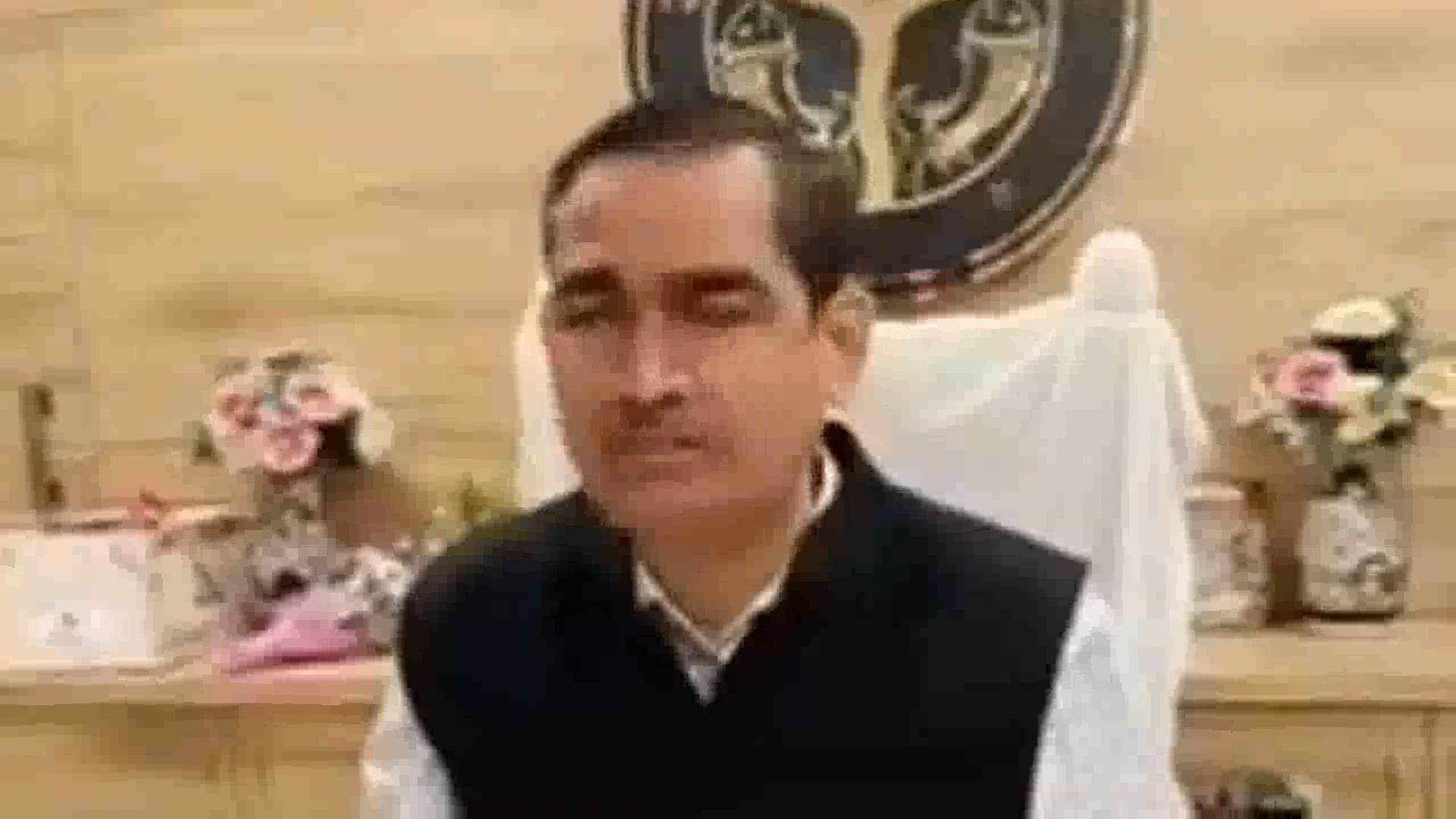 बीएलओ पूर्व प्रधान विवादित प्रकरण में जांच के आदेश, सत्यता जानने के बाद दोषियों पर होगी कड़ी कार्रवाई: जिलाधिकारी मथुरा।