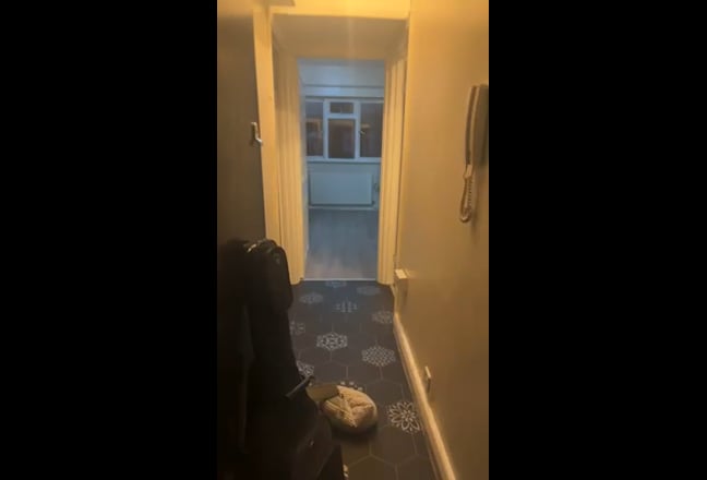 Studio Flat Sublet in W2 – Minutes from the Tube Main Photo