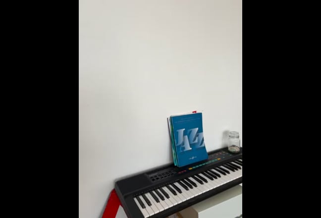 Gorgeous spacious room in North Finchley flat Main Photo