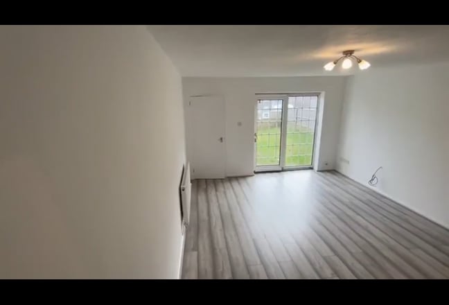 Newly Renovated 2-Bed End Terrace Stoke-on-Trent Main Photo