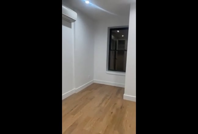 Private Bathroom Roomshare in 4 Bed 4 Bath| GEM  Main Photo