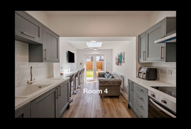 Double En-Suite Rooms Available by Uni Hospital Main Photo