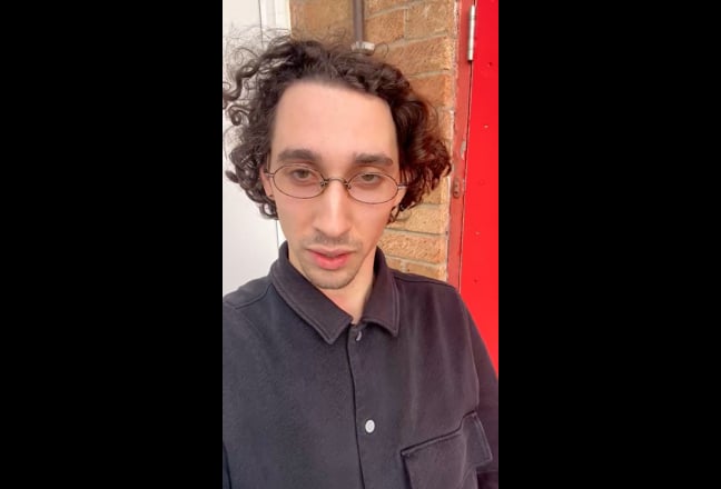 Chilled, Creative 25 y/o Professional Guy Main Photo