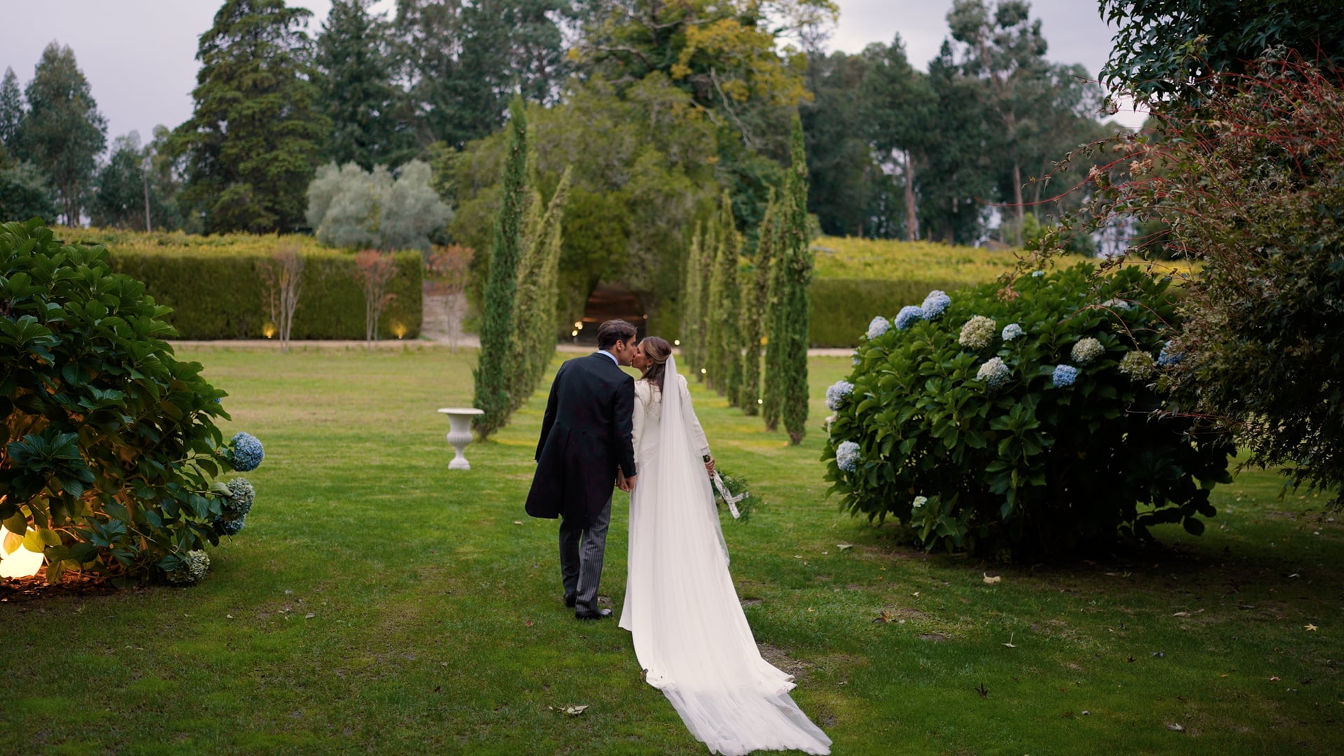 Teresa & Ubaldo  • Trailer •