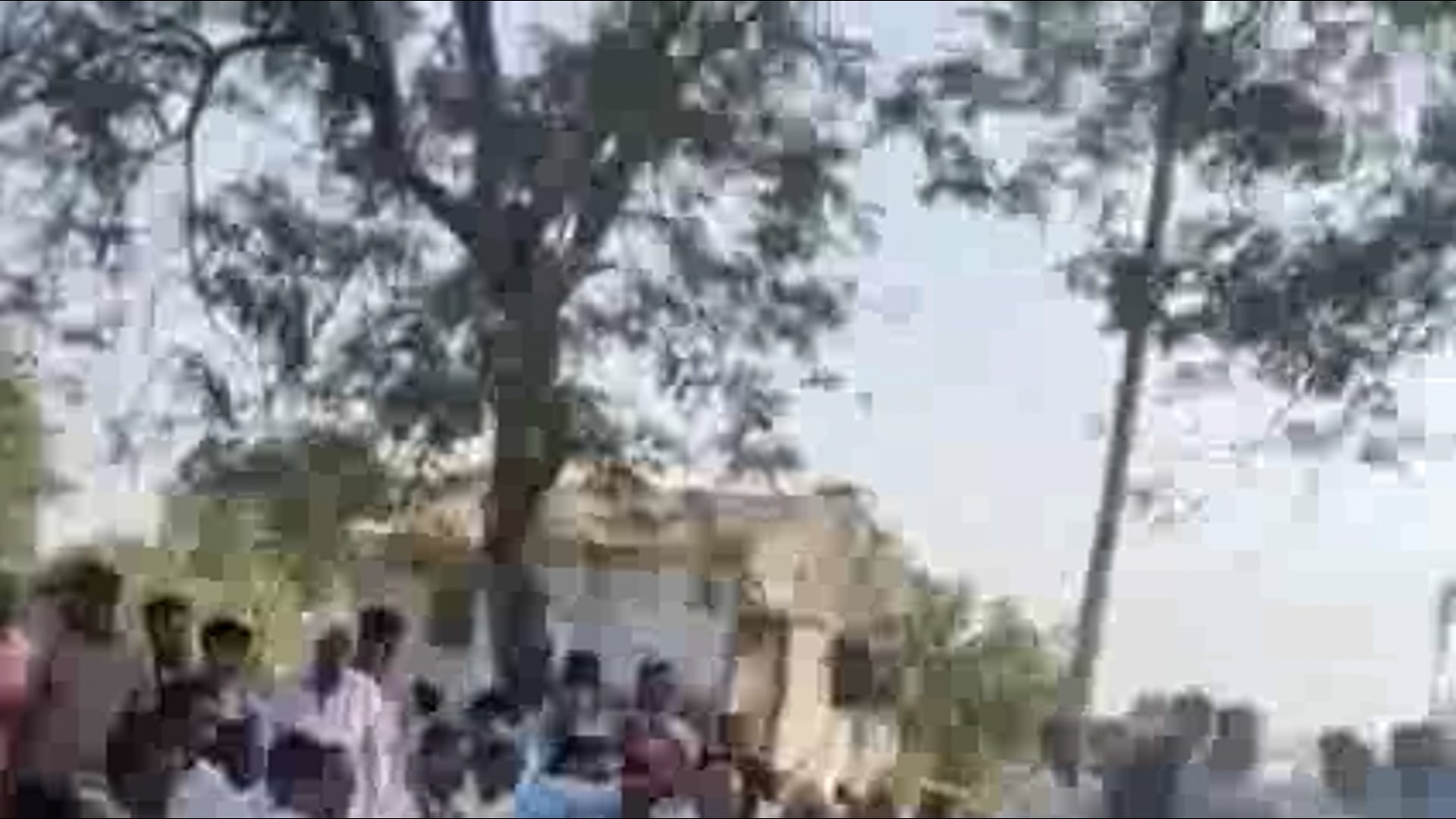 अडपल्ली येथील प्रस्तावित स्टिल प्रकरणावरुन मोठा वाद : जमीन खरेदी प्रकरण