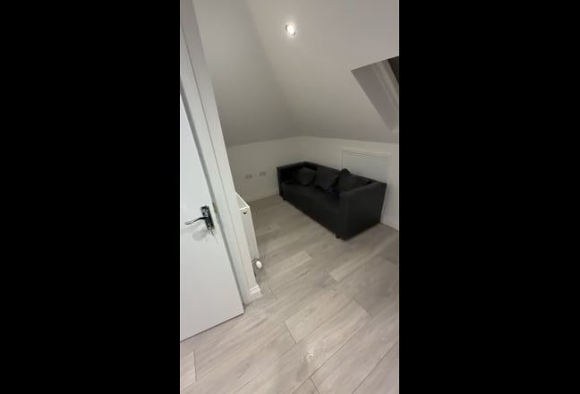 Stunning Newly Built 1-Bed Studio |Fully Furnished Main Photo