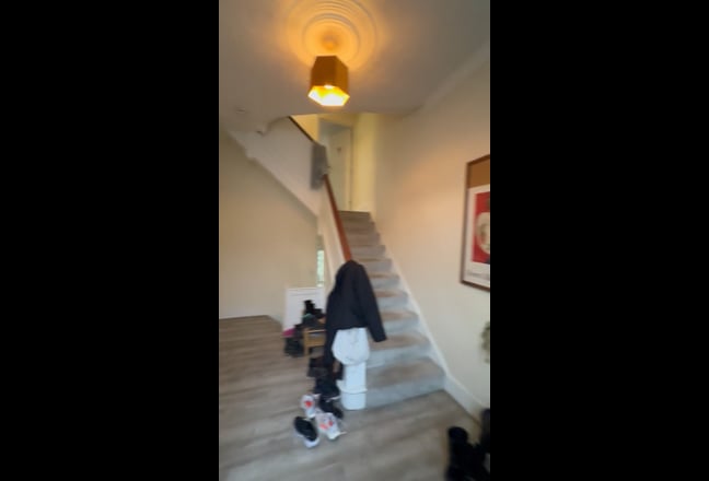 Massive House in beautiful Area in Stoke Newington Main Photo