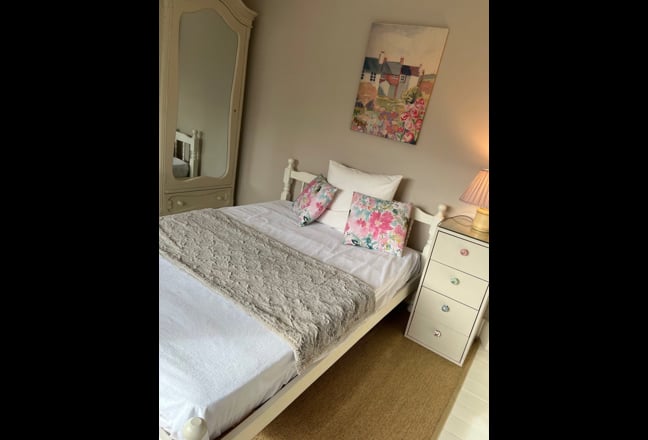 Double Room in South West London SW16 Main Photo