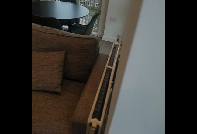 2 bedroom flat en-suite all bills available now Main Photo