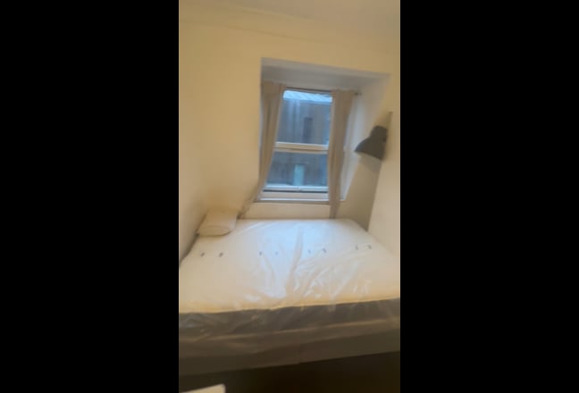 Double Room in the Hearth of Shoreditch Main Photo