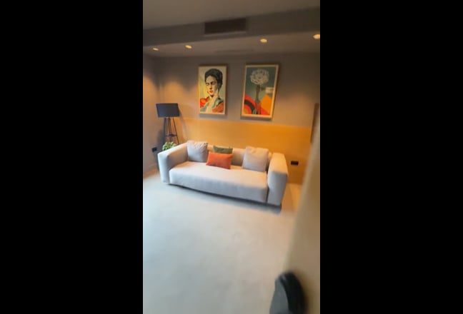 🌟Deluxe 1-Bed Flat with Private Patio – King’s 🌟 Main Photo